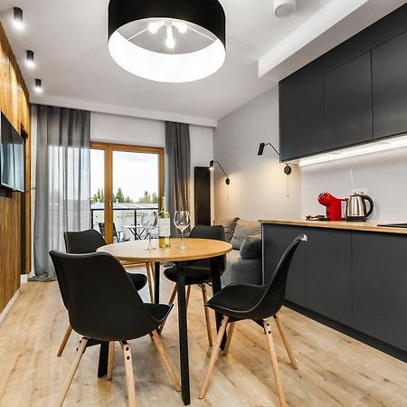 Uroczy Apartament W Sercu Starego Miasta Гданск Екстериор снимка