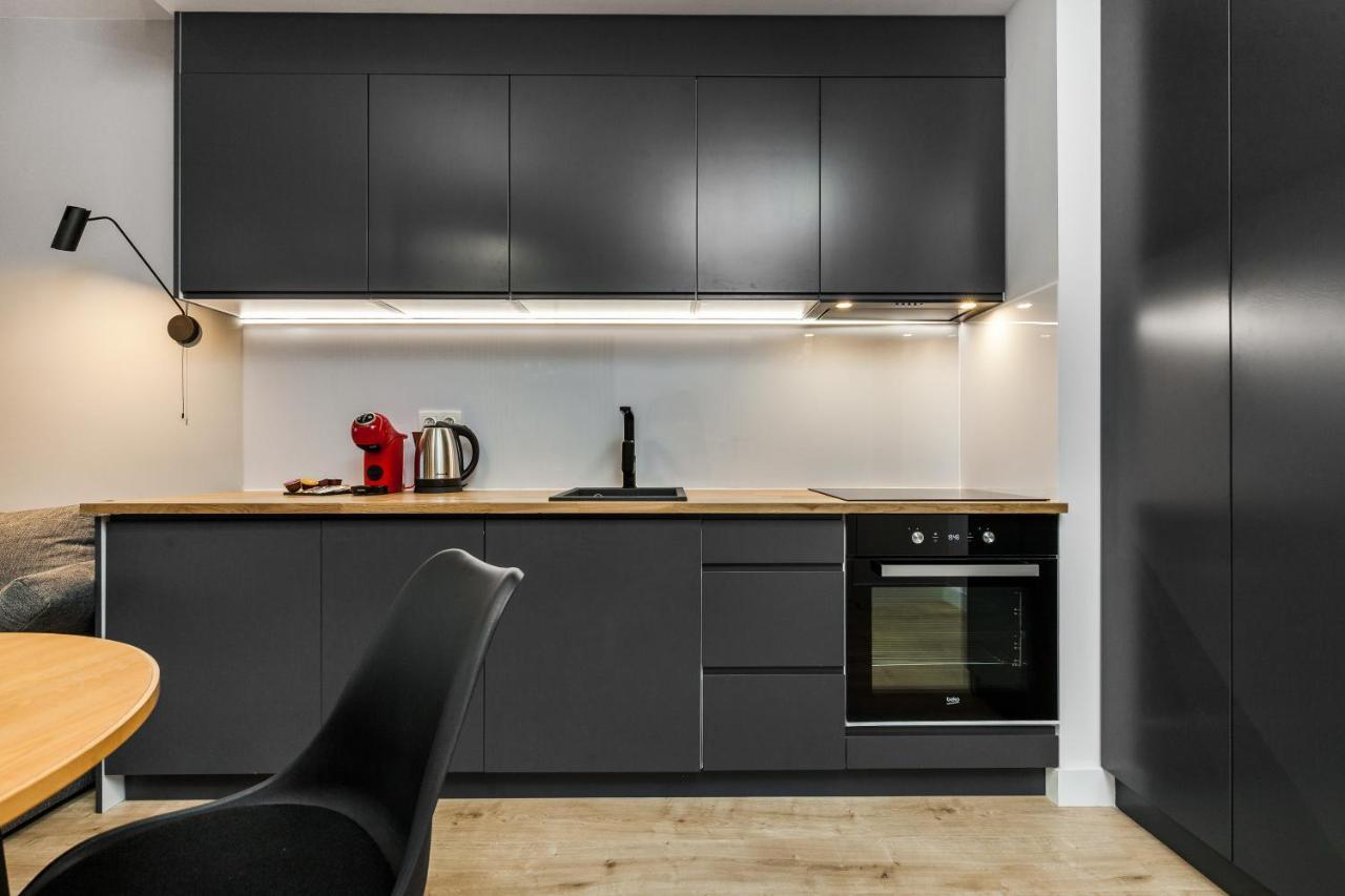 Uroczy Apartament W Sercu Starego Miasta Гданск Екстериор снимка