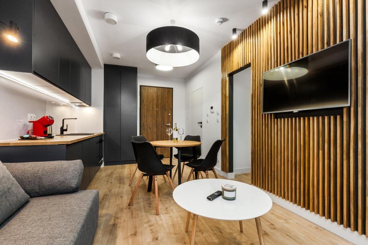 Uroczy Apartament W Sercu Starego Miasta Гданск Екстериор снимка
