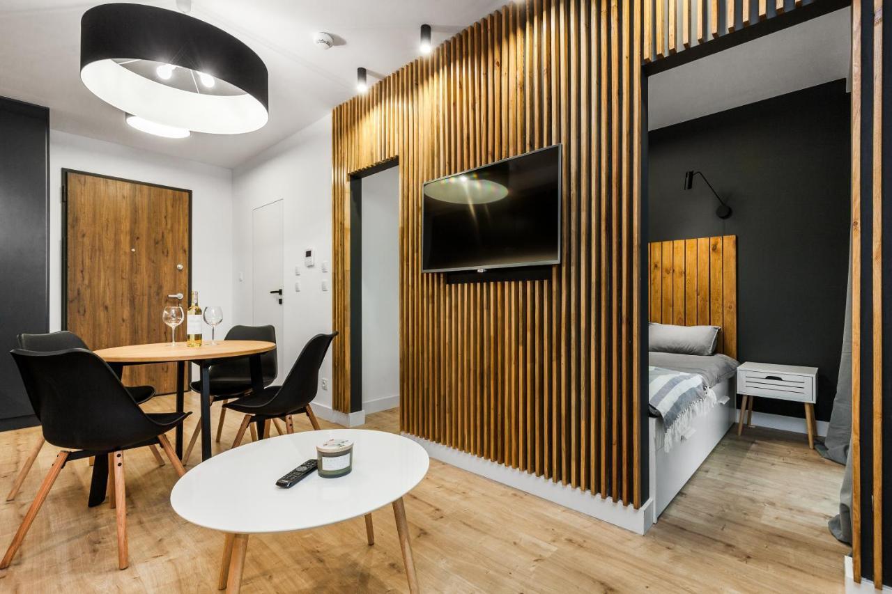 Uroczy Apartament W Sercu Starego Miasta Гданск Екстериор снимка